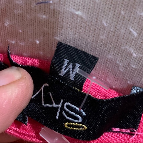 SKY dress ( HOT PINK ) - Picture 5 of 6